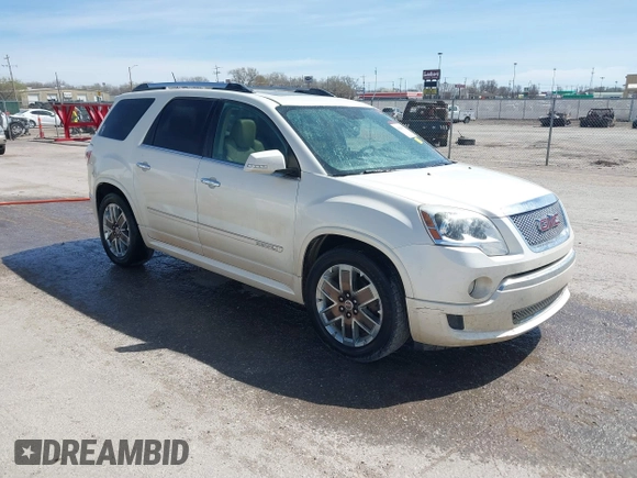 2012 GMC Acadia Denali with VIN 1GKKVTED3CJ388772, listed as a IAAI auction lot 41841072 with 246,889 mi miles. Bid and sale history available at carsss.com. Image 1.