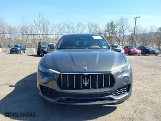 2017 Maserati Levante with VIN ZN661XUA2HX257844, listed as a IAAI auction lot 41834110 with 63,322 mi miles. Bid and sale history available at carsss.com. Image 6.