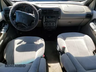 2000 Oldsmobile Silhouette GL z VIN 1GHDX03E5YD235030, wystawiony jako Copart lot #73780904 z przebiegiem 168 457 mil mil oraz Szkody całkowita. Historia ofert i sprzedaży dostępna na DreamBid. Obrazek 8.