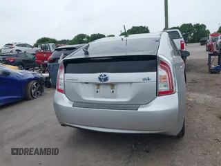 2013 Toyota Prius One with VIN JTDKN3DU8D5565968, listed as a IAAI auction lot 41958456 with 140,350 mi miles. Bid and sale history available at carsss.com. Image 17.