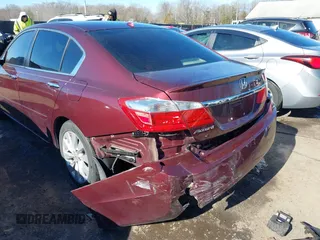 2013 Honda Accord Sdn EX-L with VIN 1HGCR2F86DA272193, listed as a IAAI auction lot 41873222 with 147,809 mi miles. Bid and sale history available at carsss.com. Image 6.