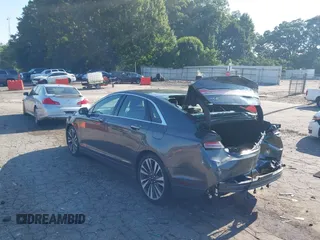 2019 Lincoln MKZ Reserve I with VIN 3LN6L5C94KR629199, listed as a IAAI auction lot 42617709 with 21,424 mi miles and . Bid and sale history available at DreamBid. Image 3.