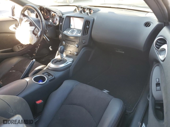 2019 Nissan 370Z Coupe NISMO with VIN JN1AZ4EH3KM421824, listed as a Copart auction lot 83715434 with 10,984 mi miles and Salvage Title. Bid and sale history available at carsss.com. Image 8.