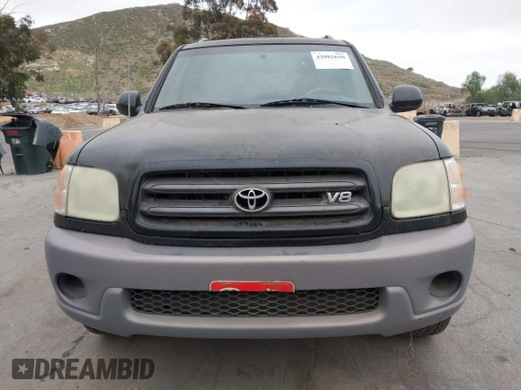 2002 Toyota Sequoia SR5 with VIN 5TDZT34A92S122584, listed as a IAAI auction lot 42082650 with 256,731 mi miles and . Bid and sale history available at carsss.com. Image 6.