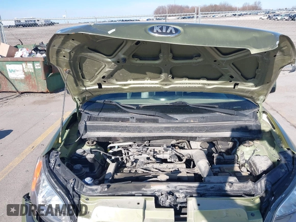 2011 Kia Soul + with VIN KNDJT2A2XB7281113, listed as a IAAI auction lot 41869852 with 155,095 mi miles. Bid and sale history available at carsss.com. Image 10.