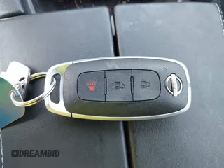 2025 Nissan Rogue S z VIN 5N1BT3AB4SC777425, wystawiony jako IAAI lot #41960932 z przebiegiem 14 073 mil mil oraz . Historia ofert i sprzedaży dostępna na DreamBid. Obrazek 11.