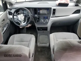 2017 Toyota Sienna L with VIN 5TDZZ3DC4HS808458, listed as a Copart auction lot 43667855 with 170,546 mi miles and Salvage Title. Bid and sale history available at DreamBid. Image 8.