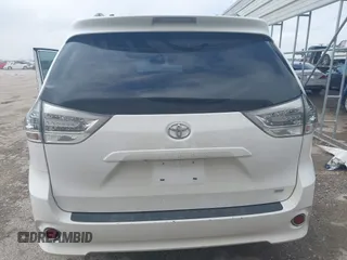 2015 Toyota Sienna SE with VIN 5TDXK3DC7FS599287, listed as a IAAI auction lot 41565671 with 111,626 mi miles. Bid and sale history available at carsss.com. Image 16.