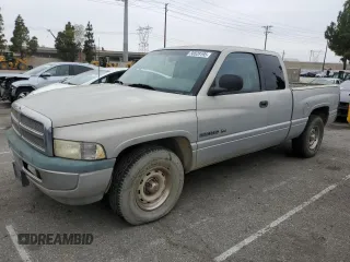 1999 Dodge 1500 z VIN 3B7HC12YXXG100471, wystawiony jako Copart lot #58529195 z przebiegiem 221 185 mil mil oraz Czysty tytuł • Clean title. Historia ofert i sprzedaży dostępna na DreamBid. Obrazek 1.