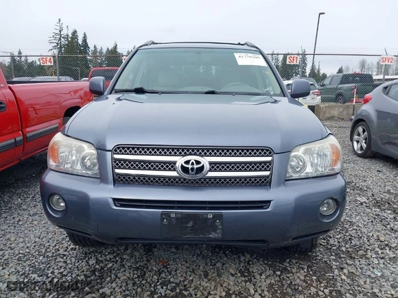 2006 Toyota Highlander Hybrid with VIN JTEEW21A260023243, listed as a IAAI auction lot 41778209 with 230,228 mi miles. Bid and sale history available at carsss.com. Image 12.