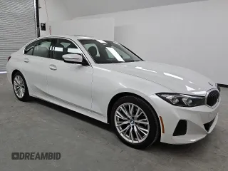 2024 BMW 3 Series 330i with VIN 3MW69FF00R8E89560, listed as a Copart auction lot 52459365 with 18,931 mi miles and Clean Title. Bid and sale history available at carsss.com. Image 4.