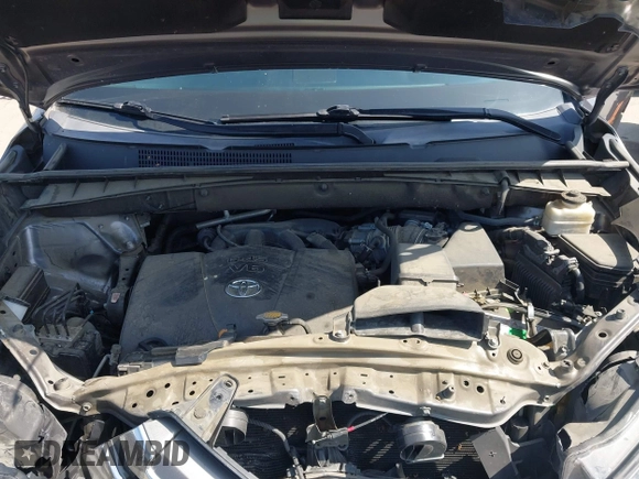 2017 Toyota Highlander Limited with VIN 5TDDZRFHXHS360717, listed as a IAAI auction lot 42571156 with 104,876 mi miles and . Bid and sale history available at DreamBid. Image 10.