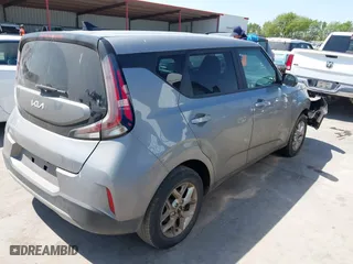 2024 Kia Soul LX with VIN KNDJ23AUXR7910390, listed as a IAAI auction lot 41879465 with 33,432 mi miles. Bid and sale history available at carsss.com. Image 4.