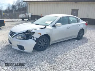 2017 Nissan Altima S z VIN 1N4AL3AP3HN320457, wystawiony jako IAAI lot #41666018 z przebiegiem 158 643 mil mil oraz . Historia ofert i sprzedaży dostępna na DreamBid. Obrazek 17.