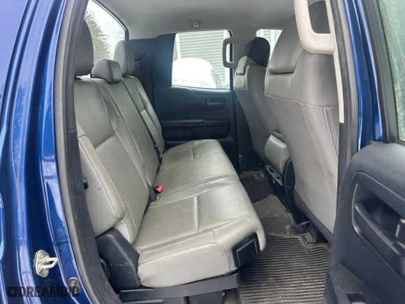 2014 Toyota Tundra 4WD Truck SR with VIN 5TFUM5F1XEX050731, listed as a Copart auction lot 46547715 with 182,936 mi miles and Clean Title. Bid and sale history available at carsss.com. Image 6.