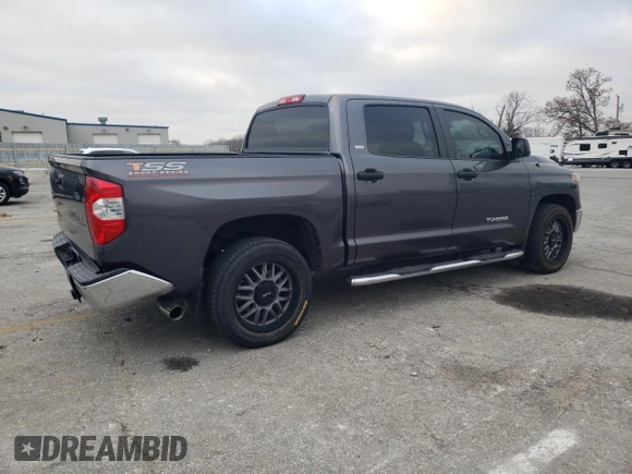 2018 Toyota Tundra 2WD SR5 with VIN 5TFEM5F16JX123852, listed as a Copart auction lot 83439434 with 69,020 mi miles and Salvage Title. Bid and sale history available at carsss.com. Image 3.