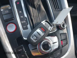 2016 Audi SQ5 Premium Plus с VIN WA1CCAFP8GA092424, выставлен на аукционе IAAI как лот 42066537 с пробегом 113 486 миль миль и . История ставок и продаж доступна на DreamBid. Изображение 11.