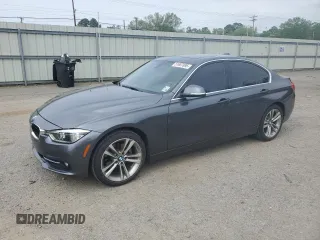 2018 BMW 3 Series 330i z VIN WBA8B9G56JNU57500, wystawiony jako Copart lot #51907895 z przebiegiem 97 889 mil mil oraz Szkoda całkowita • Salvage title. Historia ofert i sprzedaży dostępna na DreamBid. Obrazek 1.