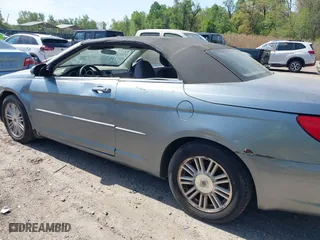2008 Chrysler Sebring Touring with VIN 1C3LC55R98N118821, listed as a IAAI auction lot 42102685 with 211,537 mi miles. Bid and sale history available at carsss.com. Image 12.