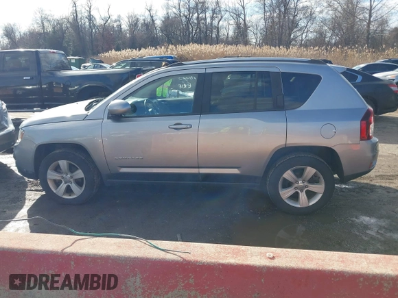 2016 Jeep Compass Latitude with VIN 1C4NJDEB5GD713905, listed as a IAAI auction lot 41138023 with 107,479 mi miles and . Bid and sale history available at DreamBid. Image 15.