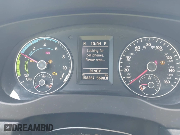 2013 Volkswagen Jetta Hybrid SE z VIN 3VW637AJXDM226189, wystawiony jako IAAI lot #42503588 z przebiegiem 158 367 mil mil oraz . Historia ofert i sprzedaży dostępna na DreamBid. Obrazek 7.