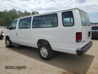 2004 Ford Econoline Passenger XL with VIN 1FBSS31L04HB37562, listed as a Copart auction lot 60328625 with 130,252 mi miles and Salvage title. Bid and sale history available at DreamBid. Image 2.