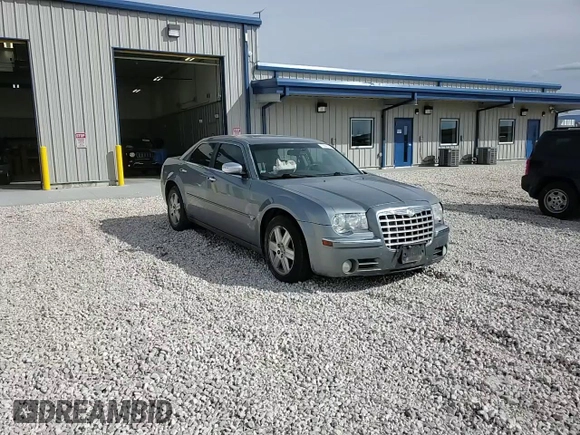 2006 Chrysler 300 C with VIN 2C3KK63H76H513472, listed as a Copart auction lot 72641824 with 178,979 mi miles and Clean Title. Bid and sale history available at carsss.com. Image 11.