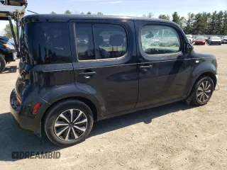 2010 Nissan Cube S z VIN JN8AZ2KR4AT155592, wystawiony jako Copart lot #55804045 z przebiegiem 108 505 mil mil oraz Nie do naprawy • Non repairable. Historia ofert i sprzedaży dostępna na DreamBid. Obrazek 3.