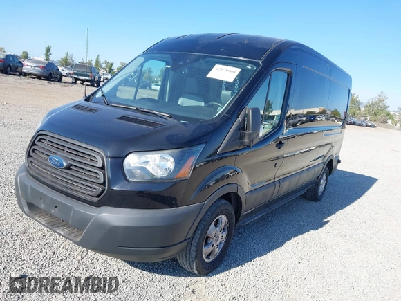 2017 Ford Transit z VIN 1FTYR2CM6HKB48706, wystawiony jako IAAI lot #42528900 z przebiegiem 110 363 mil mil oraz . Historia ofert i sprzedaży dostępna na DreamBid. Obrazek 17.