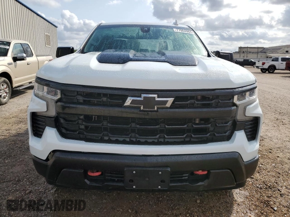 2022 Chevrolet Silverado 1500 LT Trail Boss with VIN 3GCUDFELXNG514100, listed as a Copart auction lot 77884984 with 43,881 mi miles and Salvage Title. Bid and sale history available at DreamBid. Image 5.
