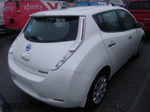 2015 Nissan LEAF SL с VIN 1N4AZ0CP0FC325926, выставлен на аукционе IAAI как лот 42575723 с пробегом 7 203 миль миль и . История ставок и продаж доступна на DreamBid. Изображение 5.