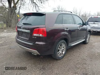 2013 Kia Sorento SX with VIN 5XYKWDA20DG370685, listed as a IAAI auction lot 42084027 with 1 mi miles. Bid and sale history available at carsss.com. Image 4.