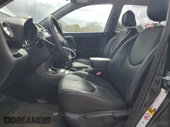 2007 Toyota RAV4 Sport z VIN JTMZK32V475009941, wystawiony jako Copart lot #46884635 z przebiegiem 149 008 mil mil oraz Szkoda całkowita • Salvage title. Historia ofert i sprzedaży dostępna na DreamBid. Obrazek 7.