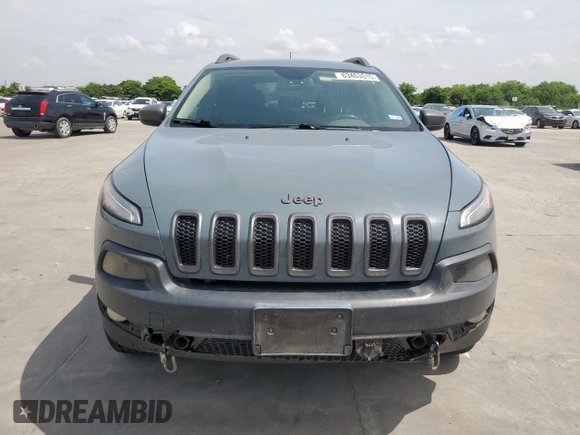 2014 Jeep Cherokee Trailhawk with VIN 1C4PJMBS0EW185737, listed as a Copart auction lot 63463015 with 199,983 mi miles and Clean title. Bid and sale history available at DreamBid. Image 5.