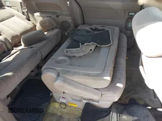 2001 Toyota Sienna CE with VIN 4T3ZF19C31U343097, listed as a IAAI auction lot 41911563 with Not Provided miles and . Bid and sale history available at DreamBid. Image 8.