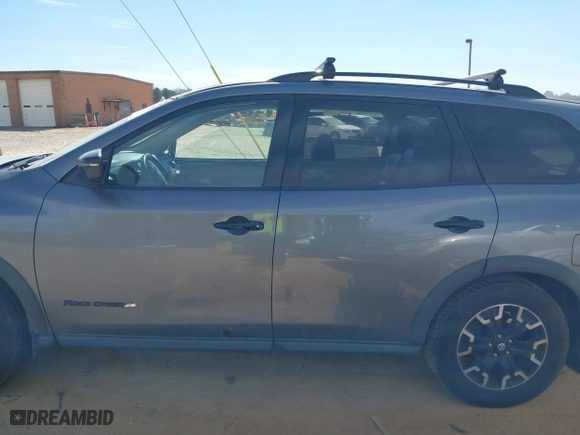 2019 Nissan Pathfinder S with VIN 5N1DR2MM3KC623917, listed as a IAAI auction lot 41661193 with 92,345 mi miles. Bid and sale history available at carsss.com. Image 14.