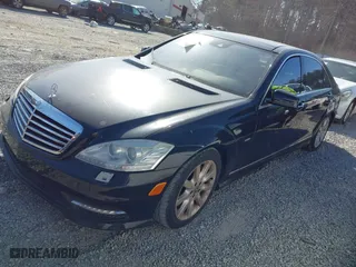 2012 Mercedes-Benz S-Class S 550 with VIN WDDNG7DB2CA465597, listed as a IAAI auction lot 41693984 with 164,765 mi miles. Bid and sale history available at carsss.com. Image 2.
