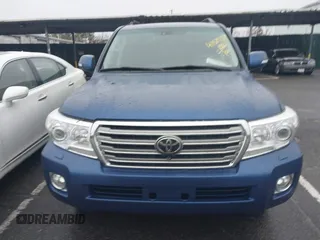 2015 Toyota Land Cruiser z VIN JTMHY7AJXF4032502, wystawiony jako IAAI lot #41821254 z przebiegiem 116 722 mil mil oraz . Historia ofert i sprzedaży dostępna na DreamBid. Obrazek 12.