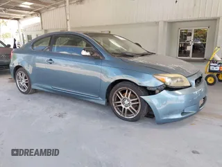 2006 Scion tC with VIN JTKDE177760105180, listed as a IAAI auction lot 41791612 with 191,145 mi miles. Bid and sale history available at carsss.com. Image 1.