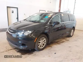2017 Chrysler Pacifica Touring with VIN 2C4RC1DG3HR571477, listed as a IAAI auction lot 42040872 with 112,028 mi miles and . Bid and sale history available at DreamBid. Image 18.