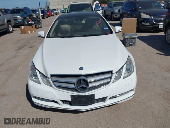 2013 Mercedes-Benz E 350 with VIN WDDKJ5KB1DF220581, listed as a IAAI auction lot 41809947 with 99,775 mi miles and . Bid and sale history available at DreamBid. Image 12.