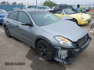 2007 Nissan Altima SL with VIN 1N4BL21E37C226893, listed as a IAAI auction lot 42098464 with 147,361 mi miles and . Bid and sale history available at carsss.com. Image 1.
