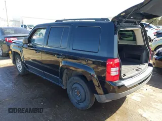 2014 Jeep Patriot Altitude with VIN 1C4NJPBA7ED731400, listed as a IAAI auction lot 41730428 with 118,642 mi miles and . Bid and sale history available at DreamBid. Image 3.