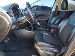 2019 Jeep Compass Trailhawk with VIN 3C4NJDDB5KT775860, listed as a Copart auction lot 48113695 with 76,091 mi miles and Salvage Title. Bid and sale history available at DreamBid. Image 7.