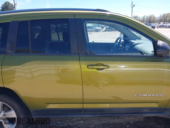 2012 Jeep Compass Latitude with VIN 1C4NJCEB9CD688401, listed as a IAAI auction lot 41801282 with 154,059 mi miles and . Bid and sale history available at carsss.com. Image 13.