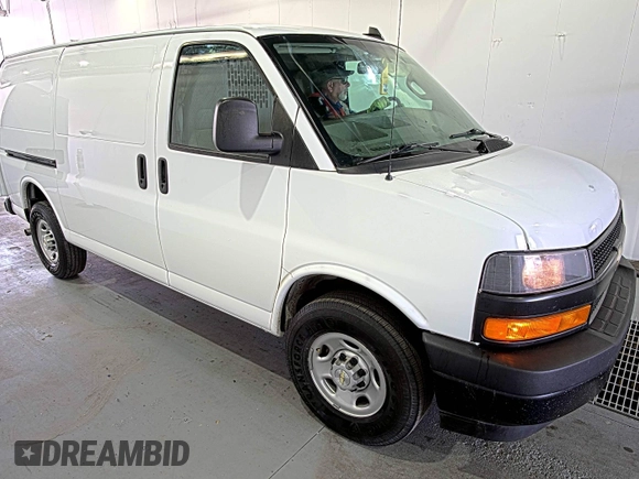 2022 Chevrolet Express Cargo z VIN 1GCWGAFP6N1271209, wystawiony jako IAAI lot #42187538 z przebiegiem 105 054 mil mil oraz . Historia ofert i sprzedaży dostępna na DreamBid. Obrazek 1.