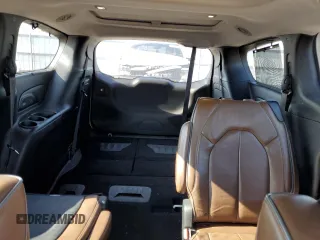 2017 Chrysler Pacifica Limited z VIN 2C4RC1GG5HR591807, wystawiony jako Copart lot #56651935 z przebiegiem 163 948 mil mil oraz Szkoda całkowita • Salvage title. Historia ofert i sprzedaży dostępna na DreamBid. Obrazek 10.