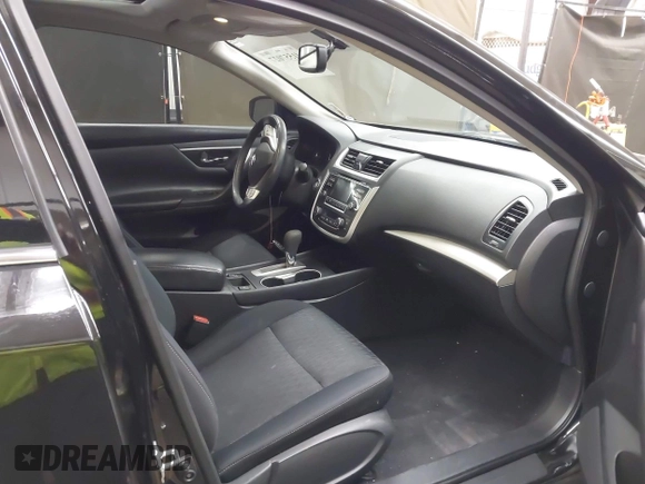 2017 Nissan Altima SV with VIN 1N4AL3AP8HC297267, listed as a IAAI auction lot 41557027 with 89,831 mi miles and . Bid and sale history available at carsss.com. Image 5.