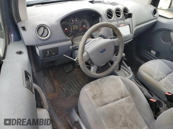 2010 Ford Transit Connect XLT z VIN NM0KS9BN4AT033533, wystawiony jako Copart lot #51711975 z przebiegiem 102 959 mil mil oraz Czysty tytuł • Clean title. Historia ofert i sprzedaży dostępna na DreamBid. Obrazek 8.