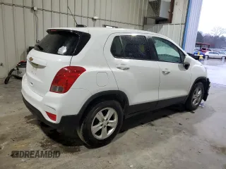 2020 Chevrolet Trax LS with VIN KL7CJKSBXLB052200, listed as a Copart auction lot 87877655 with Not Provided miles and Salvage Title. Bid and sale history available at carsss.com. Image 3.